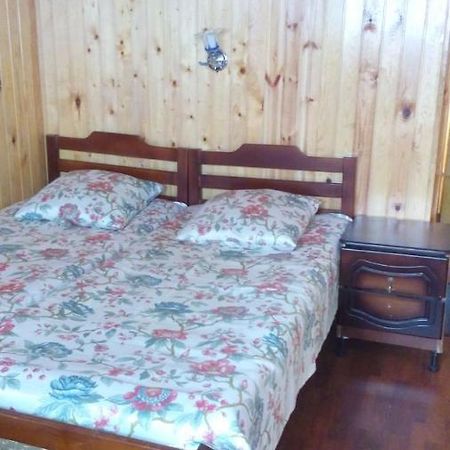 Guest House On Apskha Leona 12 Gagra Exterior foto
